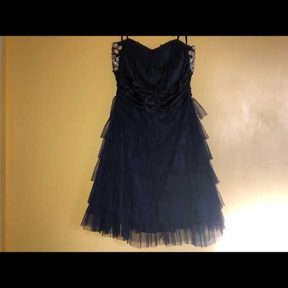 Formal Dress - Picture 3 of 3